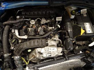 Peugeot 208 1.2 THP picture 5