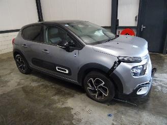 Salvage car Citroën C3 1.2 VTI 2022/3
