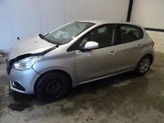 Autoverwertung Peugeot 208 1.2 VTI 2017/7