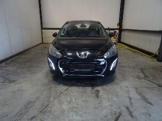 Sloopauto Peugeot 308 1.6THP 200 2011/7