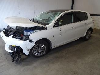 Sloopauto Peugeot 308 1.2 THP 2018/9