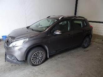 Uttjänta bilar auto Peugeot 2008 1.2 VTI 2015/9