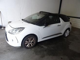Citroën DS3 1.2 VTI CABRIO picture 2