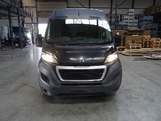 Vrakbiler auto Peugeot Boxer 2.0 HDI 2017/5
