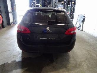 Peugeot 308 1.5 HDI picture 3