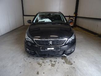 Sloopauto Peugeot 308 1.5 HDI 2020/7