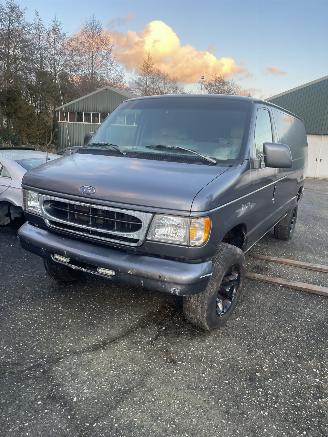 demontáž osobní automobily Ford USA Cj-5 E250 5.4 V8 1997/1
