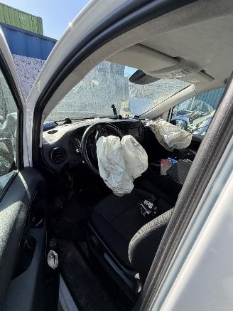 Mercedes Vito 111 cdi lang picture 5