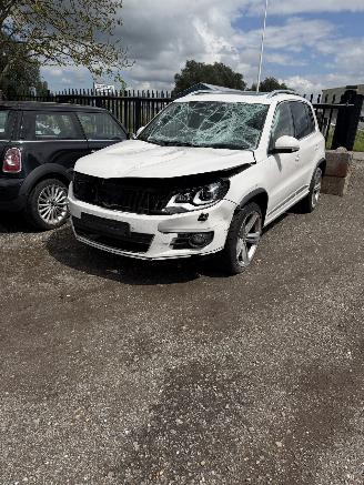 demontáž osobní automobily Volkswagen Tiguan 2.0 TDI 4 Motion 2012/1