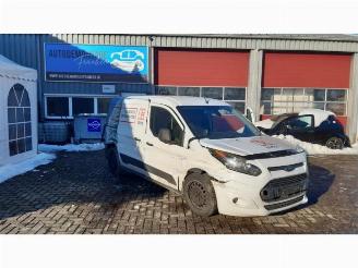 Salvage car Ford Transit Connect  2017/6