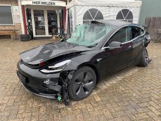 Tesla Model 3 Model 3, Sedan, 2017 Long Range AWD 75 kWh picture 3