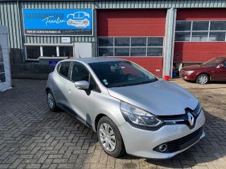 krockskadad bil auto Renault Clio Clio IV (5R), Hatchback 5-drs, 2012 / 2021 1.5 Energy dCi 90 FAP 2014/4