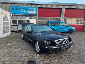 Coche siniestrado Mercedes S-klasse S (W220), Sedan, 1998 / 2005 3.2 S-320 18V 2000/6
