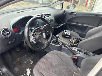 Seat Leon Leon (1P1), Hatchback 5-drs, 2005 / 2013 1.6 picture 4