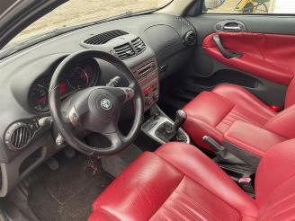 Alfa Romeo 147 147 (937), Hatchback, 2000 / 2010 1.6 Twin Spark 16V picture 4