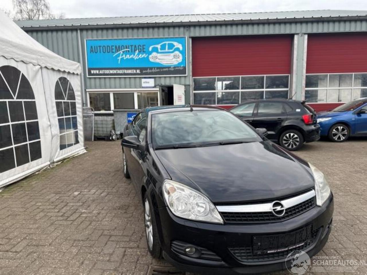Opel Astra Astra H Twin Top (L67), Cabrio, 2005 / 2010 1.9 CDTi 16V