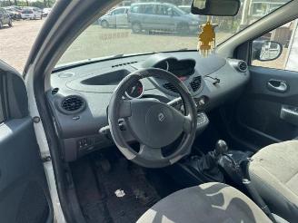 Renault Twingo Twingo II (CN), Hatchback 3-drs, 2007 / 2014 1.2 16V picture 4