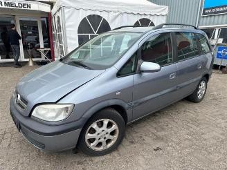 Opel Zafira Zafira (F75), MPV, 1998 / 2005 1.6 16V picture 3