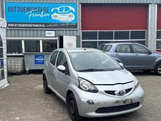 demontáž osobní automobily Toyota Aygo Aygo (B10), Hatchback, 2005 / 2014 1.0 12V VVT-i 2008/1