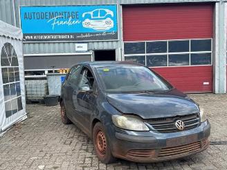 Coche siniestrado Volkswagen Golf plus Golf Plus (5M1/1KP), MPV, 2005 / 2013 1.9 TDI 90 2006/5
