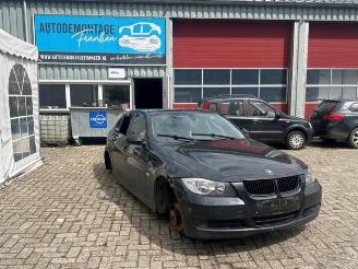 Dezmembrări autoturisme BMW 3-serie 3 serie (E90), Sedan, 2005 / 2011 318i 16V 2006/10