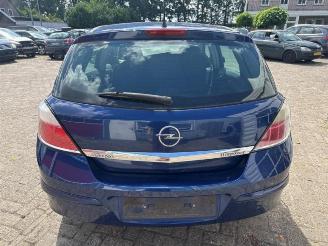 Opel Astra Astra H (L48), Hatchback 5-drs, 2004 / 2014 1.6 16V Twinport picture 6