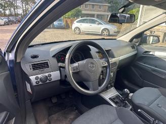 Opel Astra Astra H SW (L35), Combi, 2004 / 2010 1.6 16V Twinport picture 4