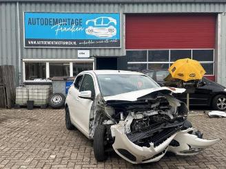 Damaged car Peugeot 108 108, Hatchback, 2014 1.0 12V 2018