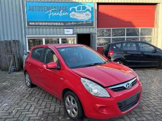 Salvage car Hyundai I-20 i20, Hatchback, 2008 / 2015 1.4i 16V 2009