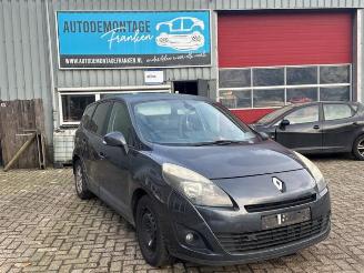 Autoverwertung Renault Grand-scenic Grand Scenic III (JZ), MPV, 2009 / 2016 2.0 16V CVT 2009/7
