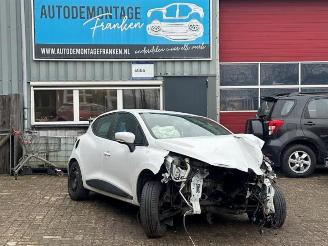 Auto da rottamare Renault Clio Clio IV (5R), Hatchback 5-drs, 2012 / 2021 0.9 Energy TCE 90 12V 2013/7