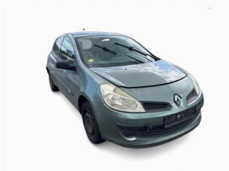 Salvage car Renault Clio Clio III (BR/CR), Hatchback, 2005 / 2014 1.2 16V 75 2007/11