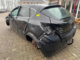 Opel Astra Astra J (PC6/PD6/PE6/PF6), Hatchback 5-drs, 2009 / 2015 1.7 CDTi 16V 110 picture 5