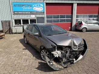 Unfallwagen Toyota Auris Auris (E18), Hatchback 5-drs, 2012 / 2019 1.3 VVT-I 16V 2013/1