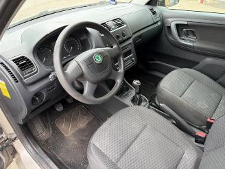 Skoda Fabia Fabia II (5J), Hatchback 5-drs, 2006 / 2014 1.2 TSI picture 4