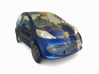 Salvage car Peugeot 107 107, Hatchback, 2005 / 2014 1.0 12V 2006/2