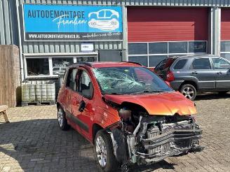 Salvage car Fiat Panda Panda (312), Hatchback, 2012 0.9 TwinAir Turbo 85 2012/4