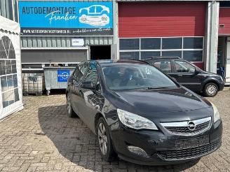 disassembly passenger cars Opel Astra Astra J Sports Tourer (PD8/PE8/PF8), Combi, 2010 / 2015 1.3 CDTI 16V ecoFlex 2011/11