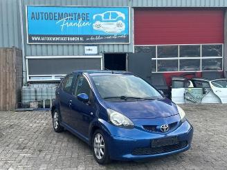Vrakbiler auto Toyota Aygo Aygo (B10), Hatchback, 2005 / 2014 1.0 12V VVT-i 2008/6
