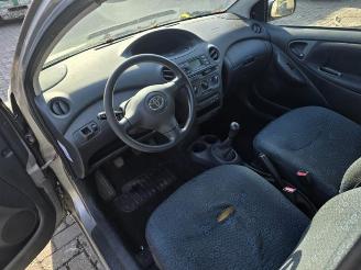 Toyota Yaris Yaris (P1), Hatchback, 1999 / 2005 1.0 16V VVT-i picture 4