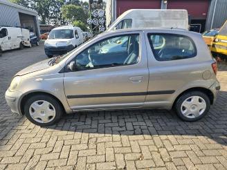 Toyota Yaris Yaris (P1), Hatchback, 1999 / 2005 1.0 16V VVT-i picture 3