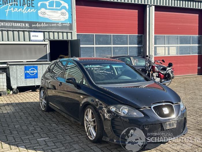 Seat Leon Leon (1P1), Hatchback 5-drs, 2005 / 2013 2.0 FSI 16V