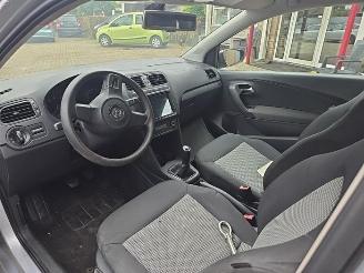 Volkswagen Polo Polo V (6R), Hatchback, 2009 / 2017 1.2 12V picture 3