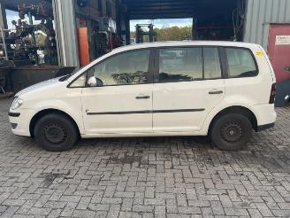 Volkswagen Touran Touran (1T1/T2), MPV, 2003 / 2010 1.9 TDI 105 Euro 3 picture 3