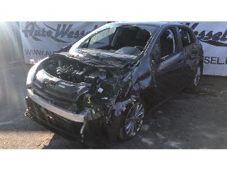 demontáž osobní automobily Peugeot 208 1.2 2018/5