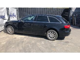 Audi A4 2.0 TDi Waterschade Avant picture 7