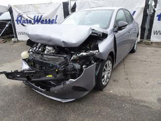 damaged passenger cars Opel Corsa 1.2 Turbo Edition 2021/11