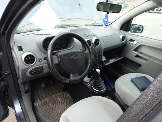 Ford Fusion 1.6 picture 11
