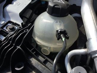 Opel Astra 1.2 Turbo Elegance picture 10