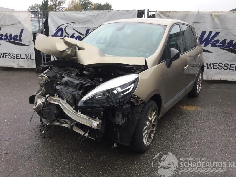 Renault Scenic 2.0 Bose